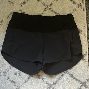 Lululemon shortie shorts
